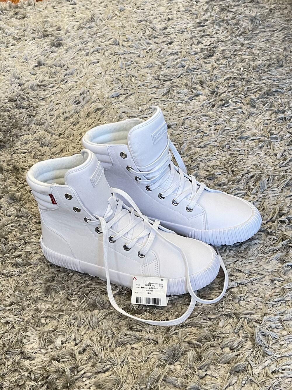 Levi's Womens Olivia CVS Canvas Hightop Fashion Sneaker 9.5